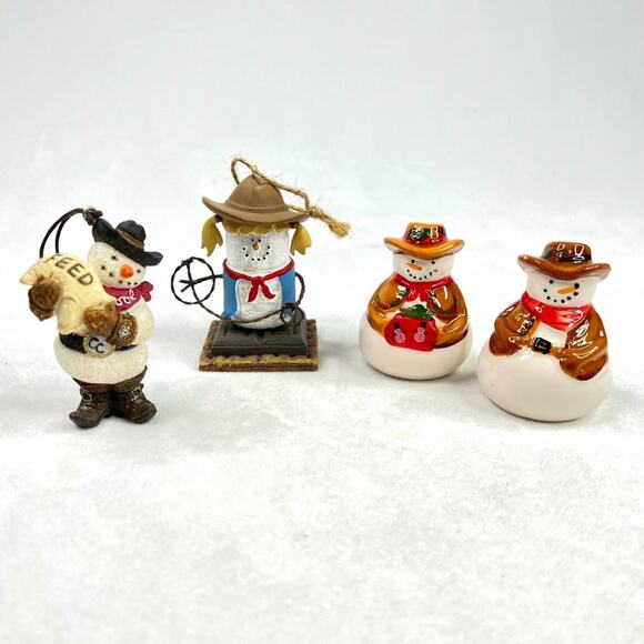Set of Cowboy Christmas Décor - Picture 1 of 9